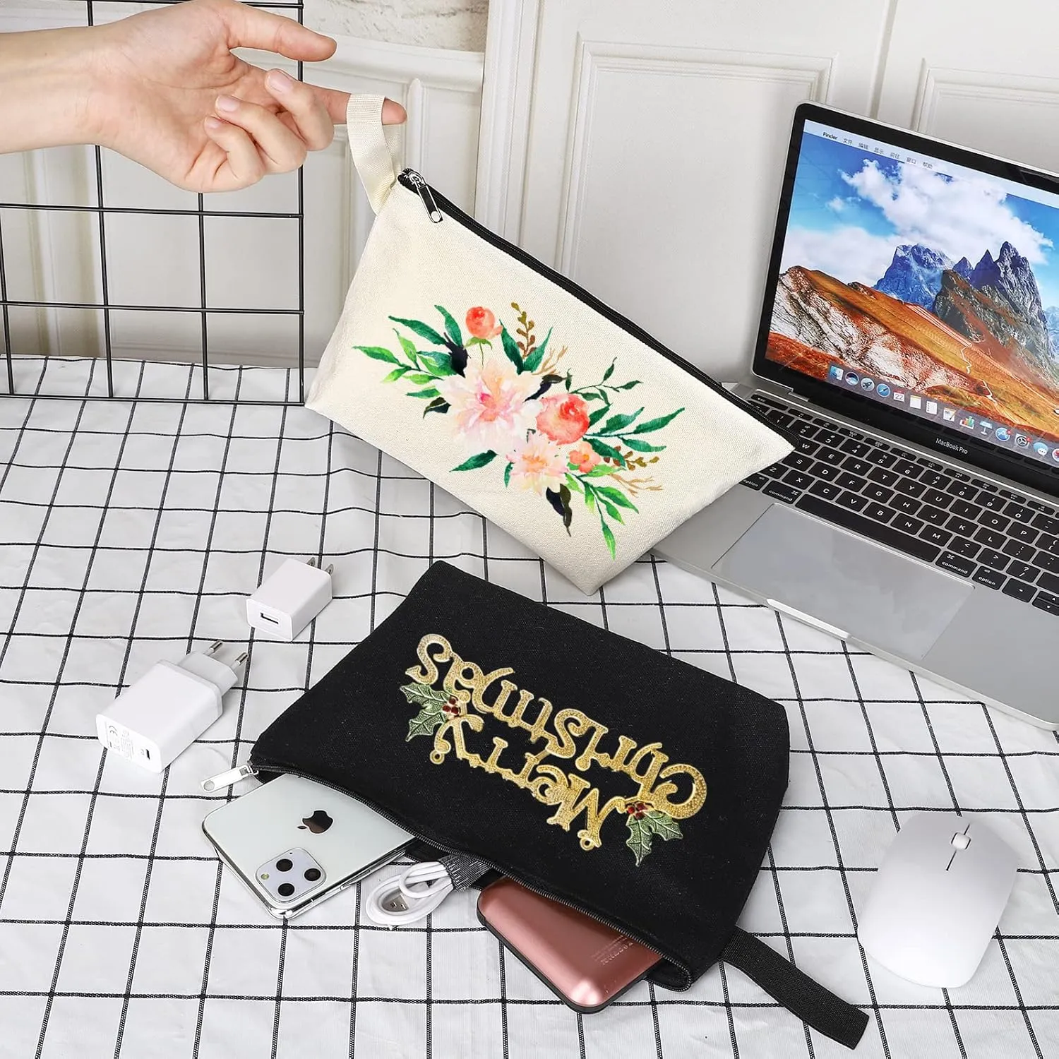 10 Pieces Cotton Canvas Makeup Bag with Bottom, Multi-Purpose Cosmetic Bag with Zipper Travel Toiletry Pouch, Blank DIY Craft Bag Pencil Bag (M, White), MN-WB07