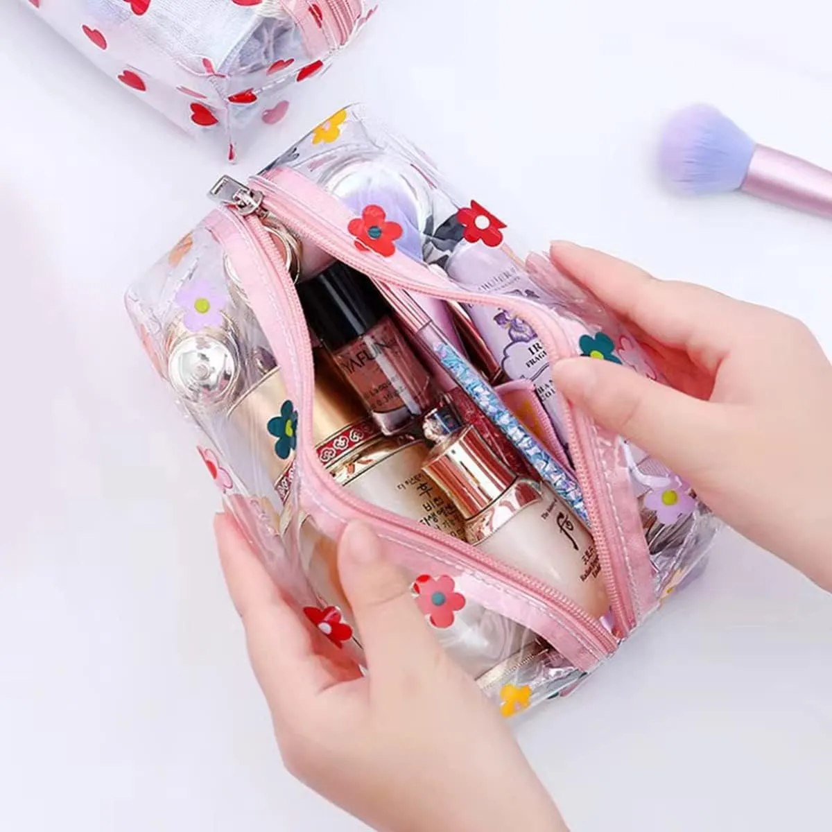 Cute Makeup Bag - Transparent, Waterproof, Large Capacity Toiletries Storage - Daisy