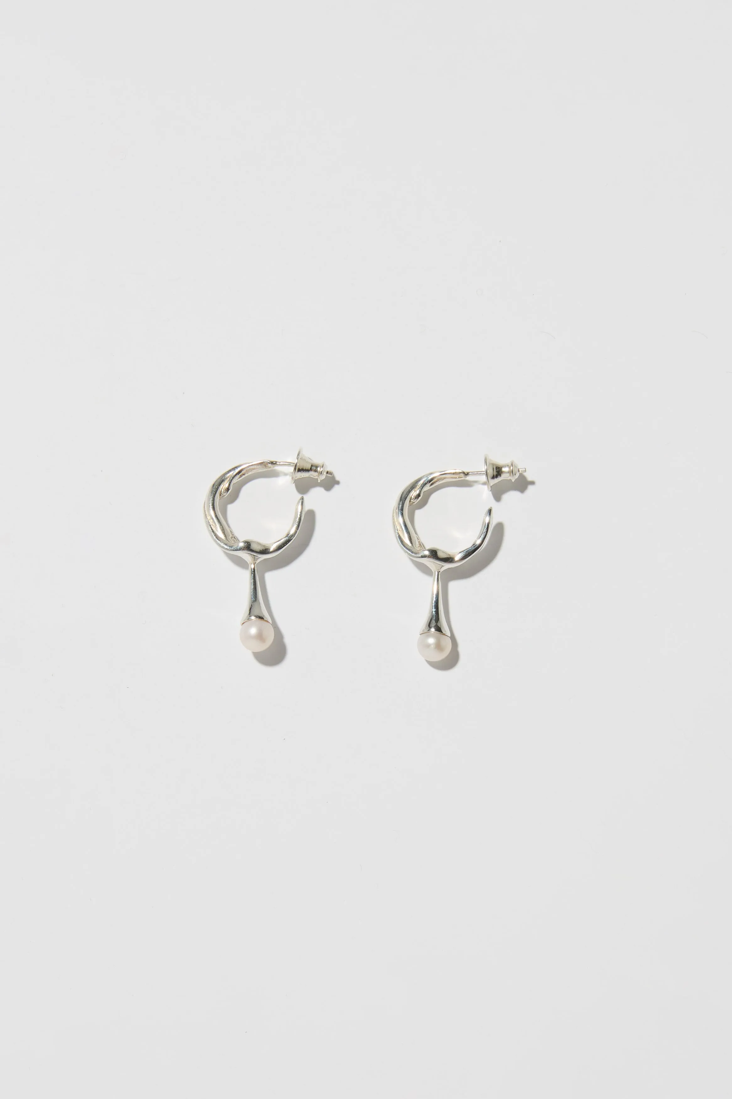 Faris Twist Perla Hoop