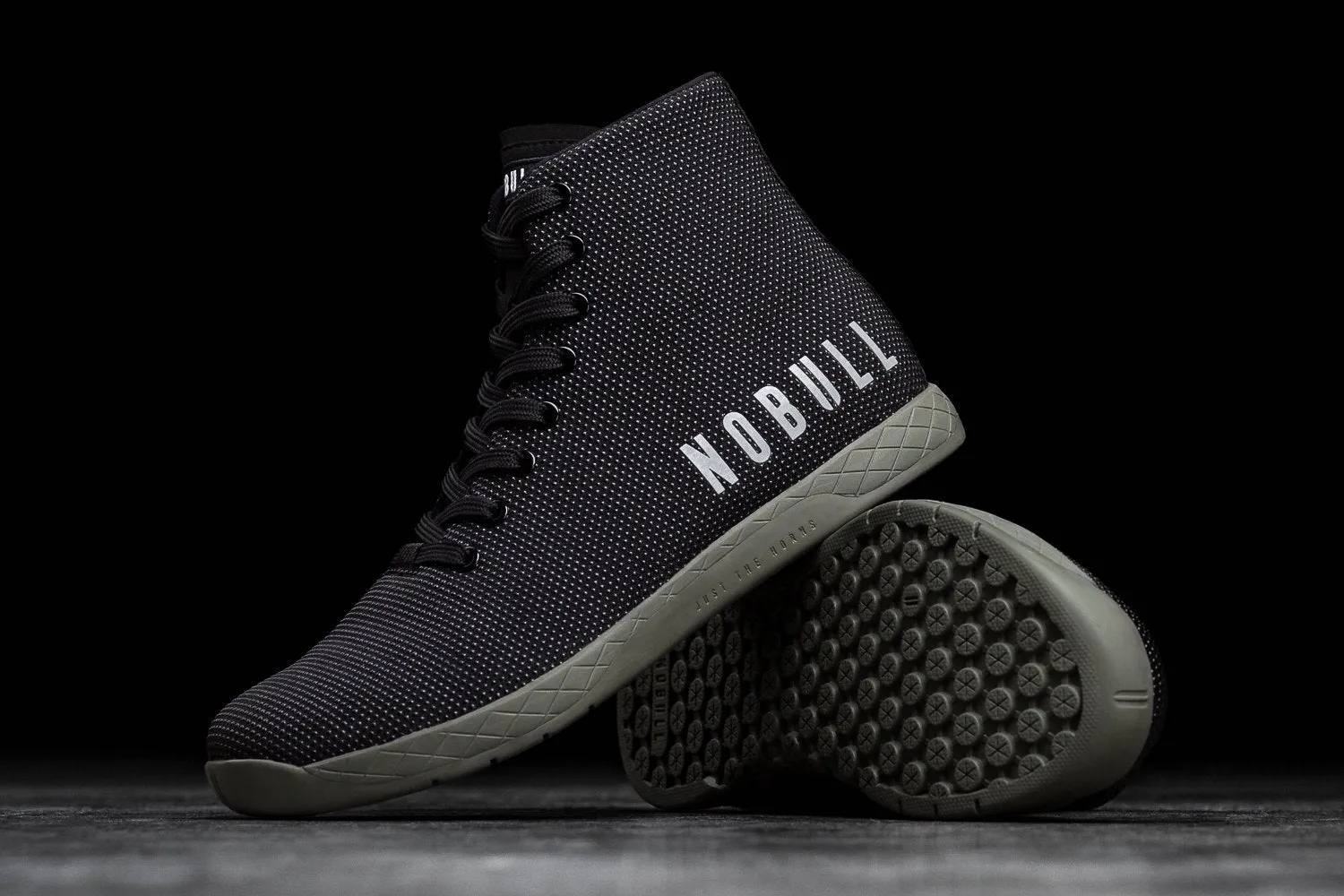 HIGH-TOP BLACK IVY TRAINER (MEN'S)