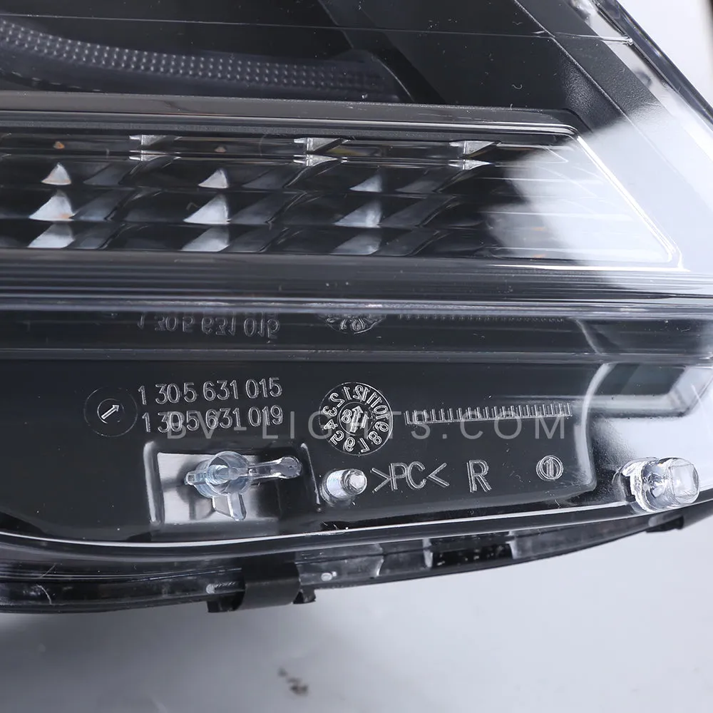 Mercedes Benz C-Class/W204  2011-2014 C200 C260 Modified headlight DRL Signal Front Head Lamp Suitable for the original car halogen