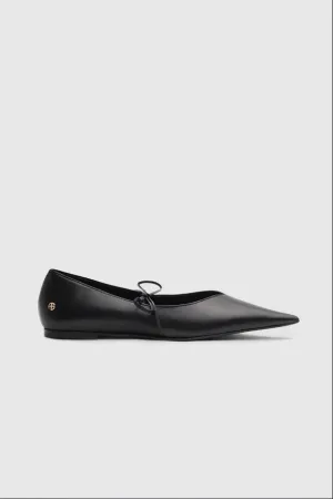 Nikki Flats Black