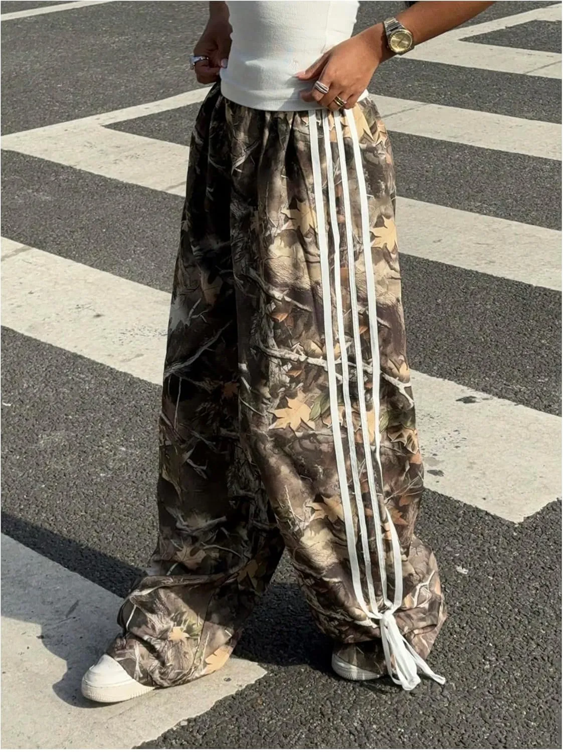 OYOANGLE Women's Graphic Print Striped Bow Tie Side Pants Elastic High Waist Wide Leg Baggy Y2K Trousers