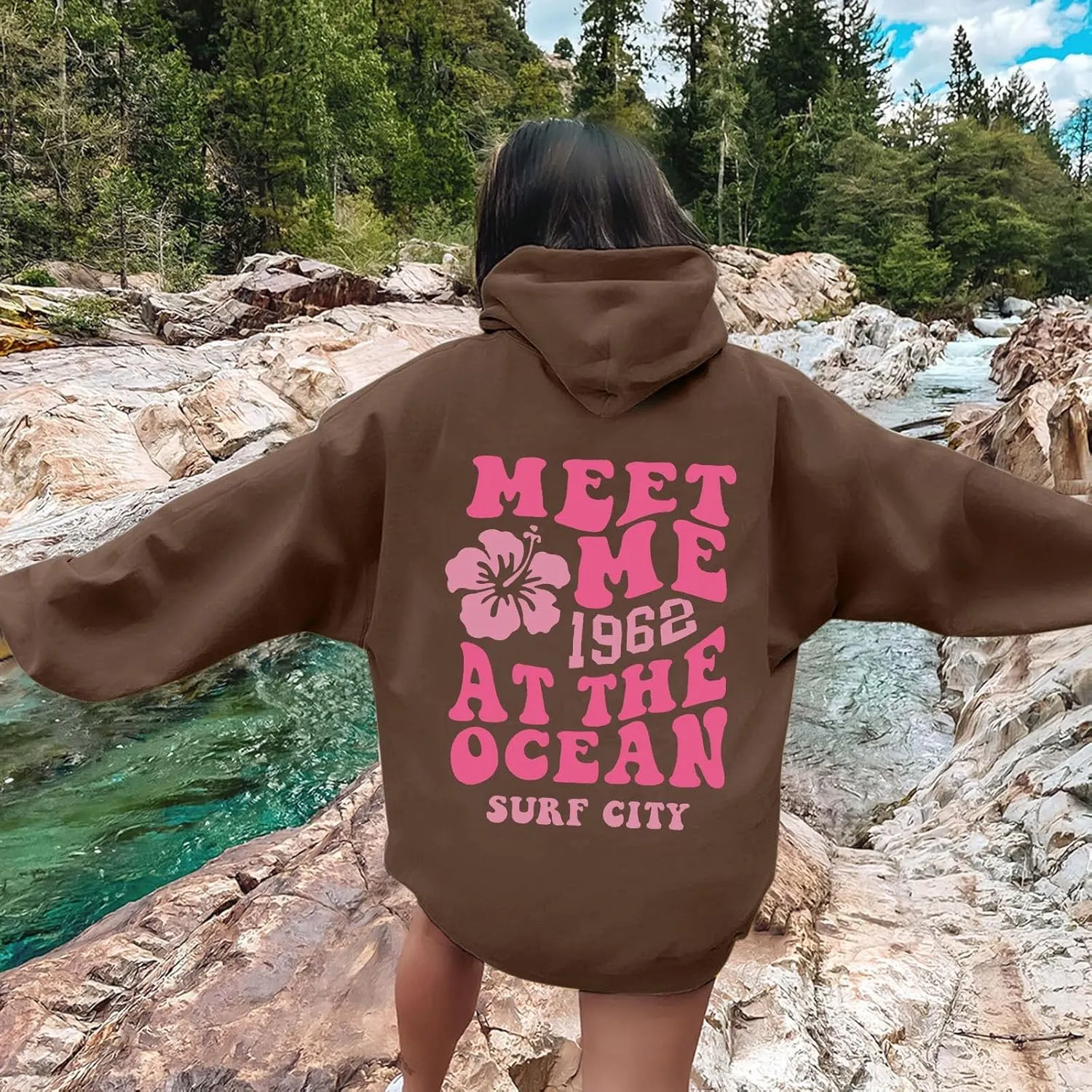 Pink Graphic Hoodies for Women 2024 Fall Outfits Oversized Hoodie Teen Girls Cute Preppy Sweatshirts Casual Pullover