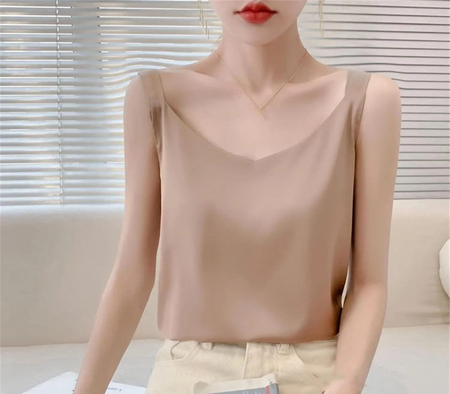 Women's Silk Camisole V-Neck Satin Bottoming Vest Sleeveless Sling Silk Tops